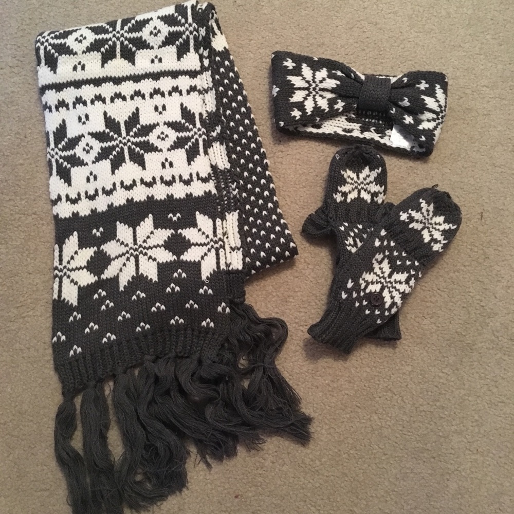 Grey and white winter set: scarf, gloves, headband